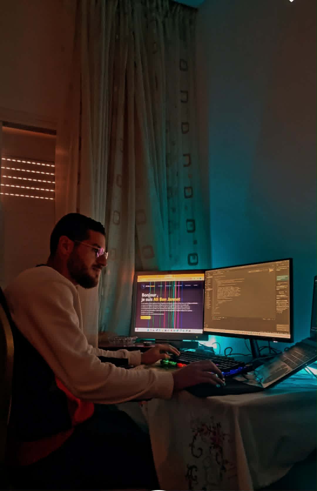 Ali Ben Jannet at work
